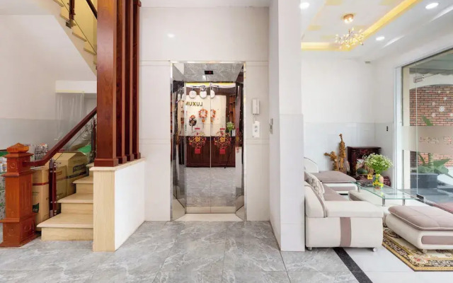 Luxury Hotel