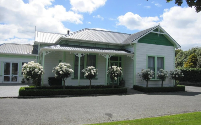 Thyme Out Estate