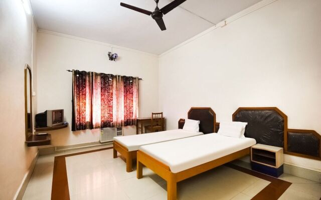 Spot on 60915 Akash Guest House