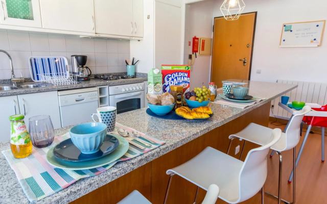 Sunset Relaxing Apt with terrace, parking & bikes