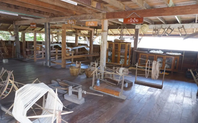 Phuruarounmai Resort