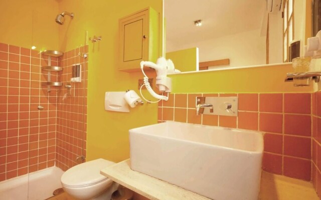 RentalSevilla Ático Soleado con terraza junto a la Alameda