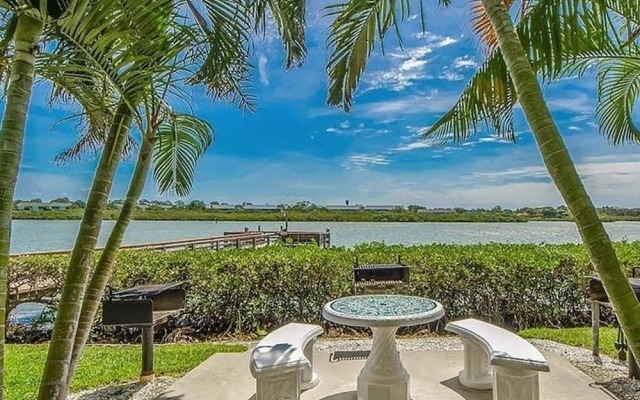 Welcome Y'all Vacation Rentals