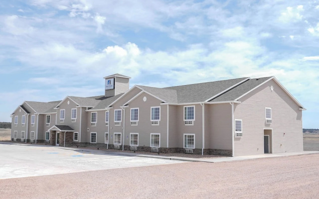 Iron Creek Inn & Suites