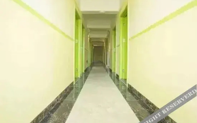 Yue Youth Apartment (Shenzhen Longmen Branch)