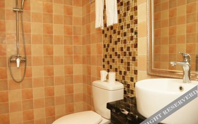 Ruijin Exotic Hotel (Chongqing North Railway Station Store)