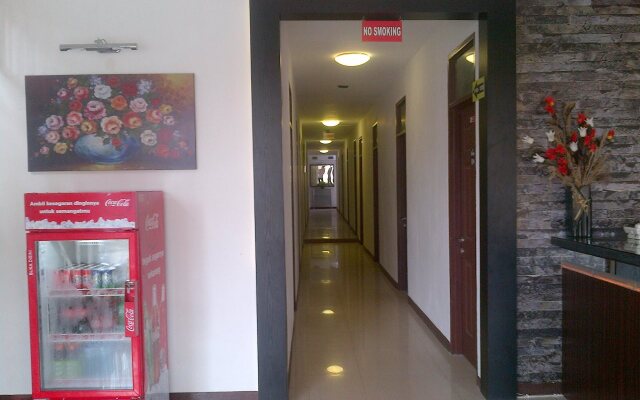 Urbanview Hotel Cozy Samarinda