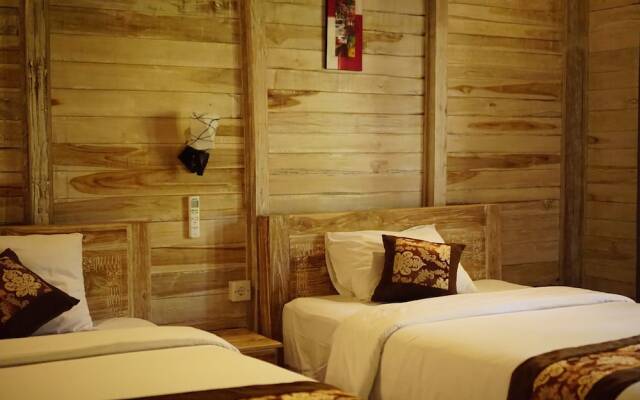 Coconut Village Guest House