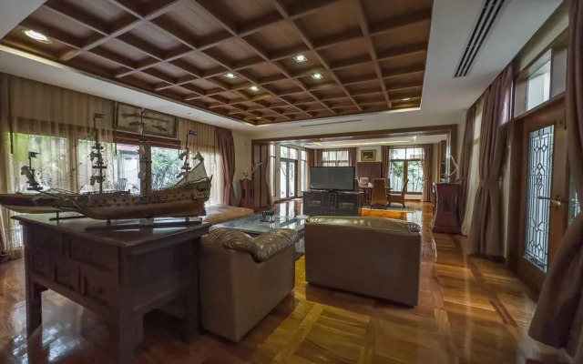 Executive 4 Bed Pool Villa - VTM