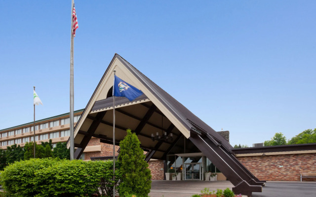 Holiday Inn Marquette by IHG