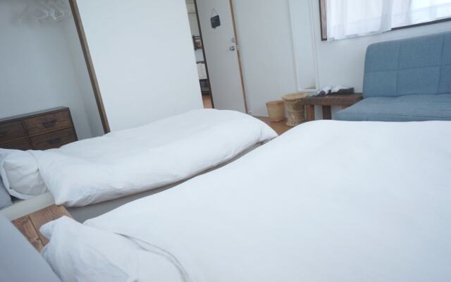 Tiny guest house mametora