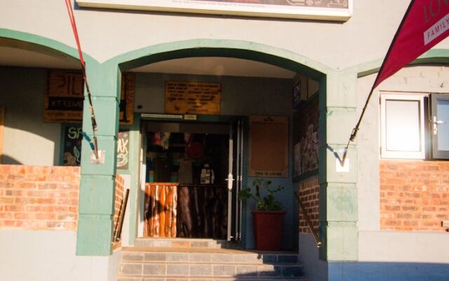 Pili Pili Beach Cabanas