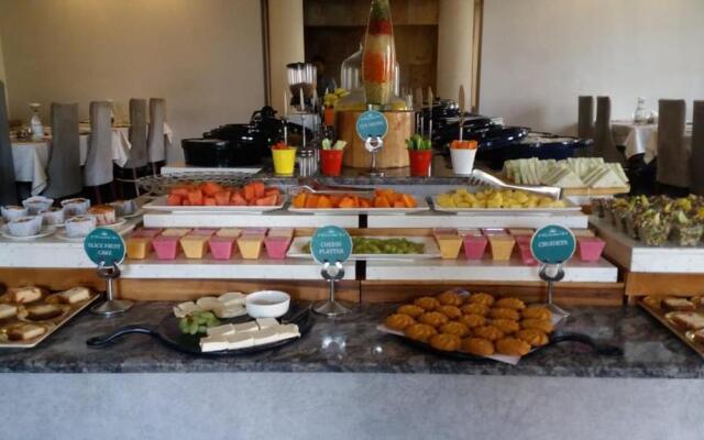 Pramod Convention & Club Resort