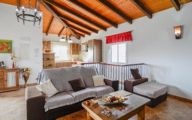 Villa Antonio Nerja by Ruralidays