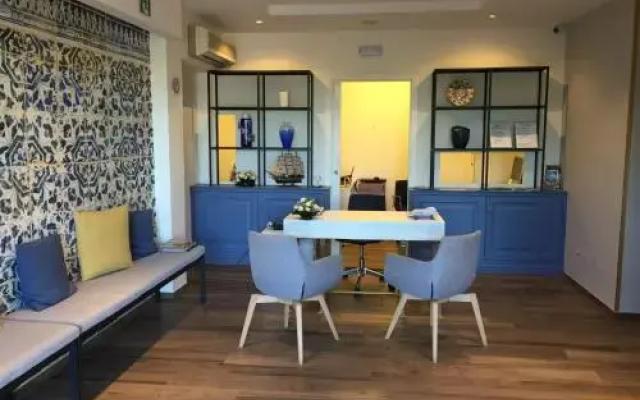 Hotel Tritone