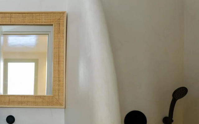 Terra Blanca Suites