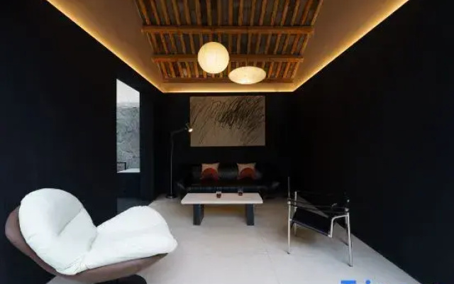 Yunman Hidden Luxury Homestay (Ancient City South Gate Branch)