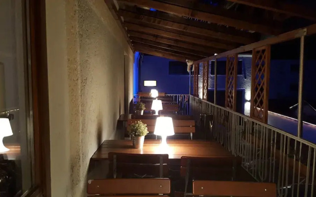 Hallbergerhof Hotel & Hostel