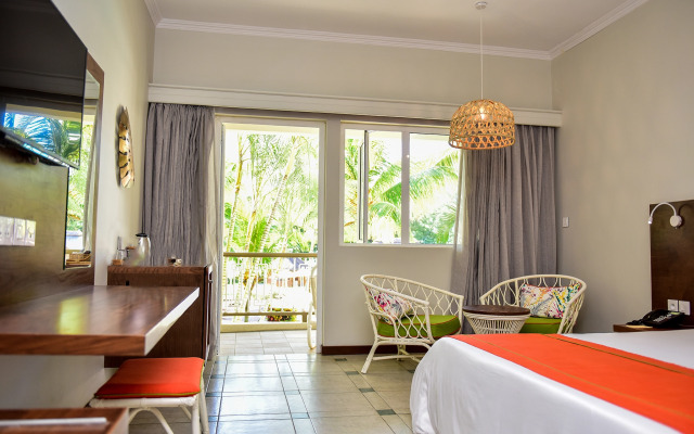 The Bay Resort , Grand Bay