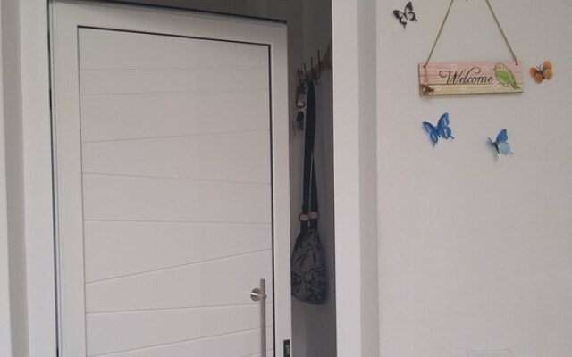 Roka Apartment