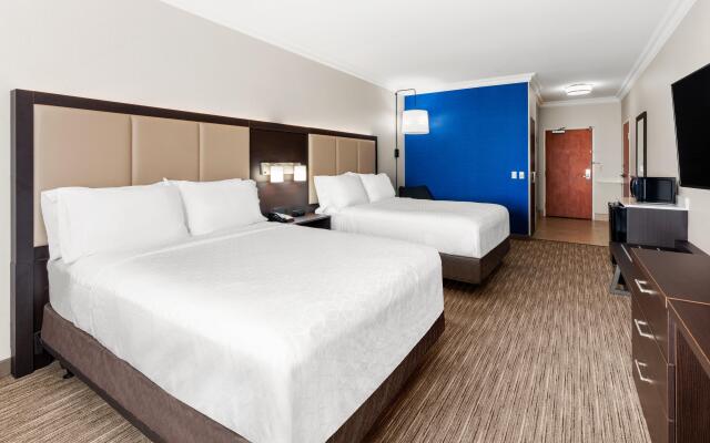 Holiday Inn Express & Suites Klamath, an IHG Hotel