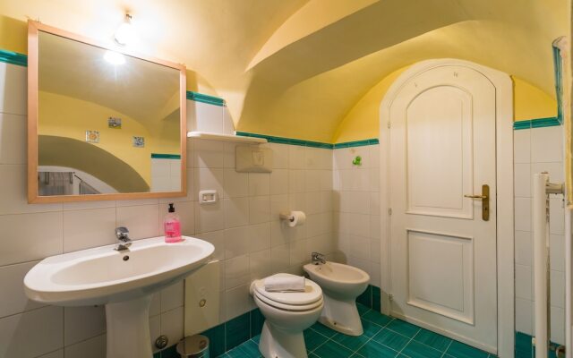 Nightlife Lovers Apartment