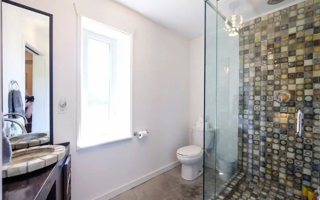 Owl's Nest Suites