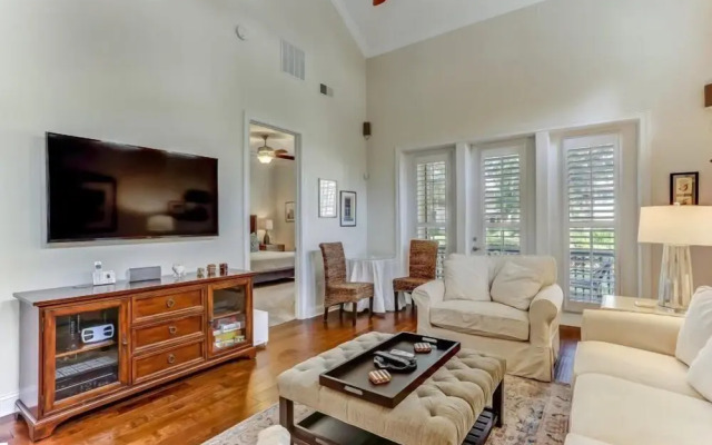 2106 Summerwoods