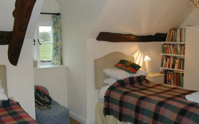 Alltybrain Farm Cottages and B&B