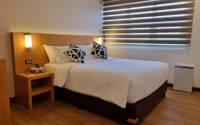 Alvea Hotel