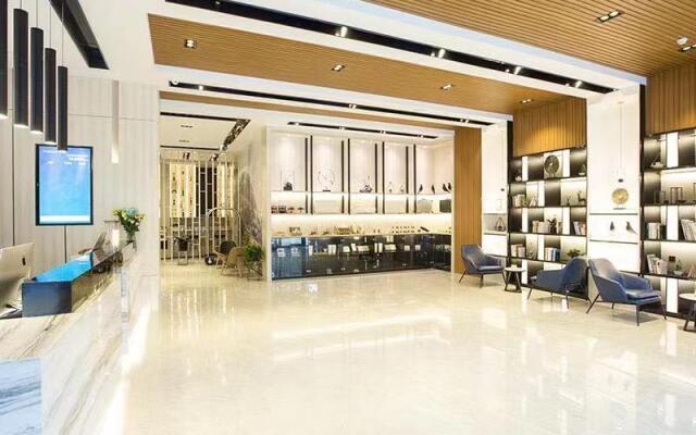 Atour Hotel Zhenjiang Railway Station Nanxu Avenue