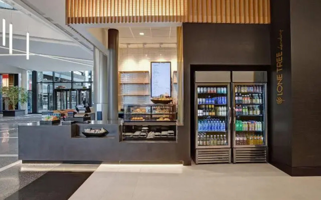 The Farnam, Autograph Collection