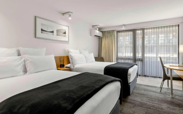 Novotel Queenstown Lakeside