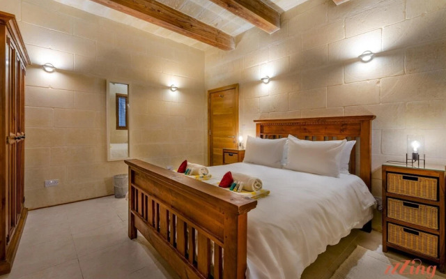 Gozo Escape w Private Pool Terrace BBQ AC