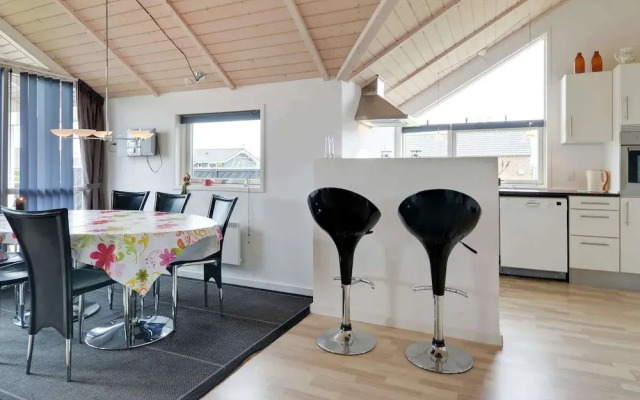 6 Person Holiday Home in Tarm