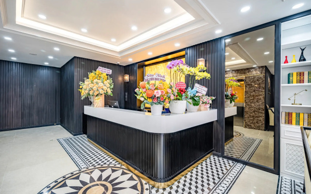 Le Monet Hotel
