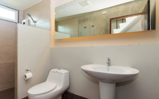 Kama Bangkok - Boutique Bed & Breakfast - Hostel