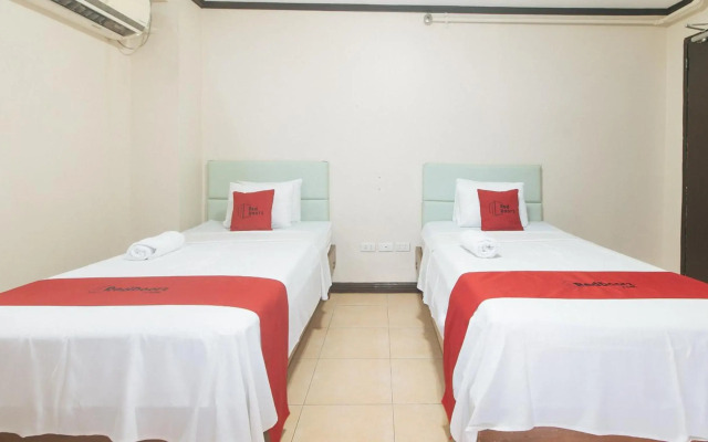 Reddoorz near Landers Superstore Cebu City