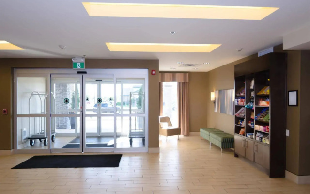 Best Western Plus Winnipeg West