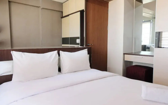 Spacious 3Br Combined Unit At Pinewood Apartment