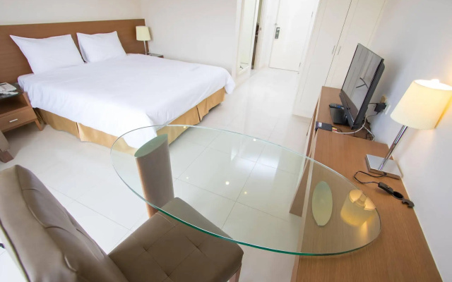 Thomson Hotel Huamark
