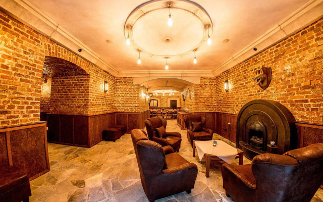 Schloss Hotel Wolfsbrunnen