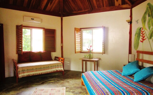 Casa Abundancyah B&B