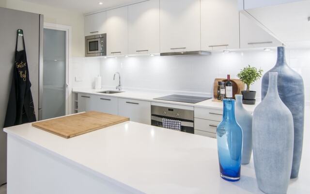 ELD3- Spacious 3 bedroom apt close to Puerto Banus