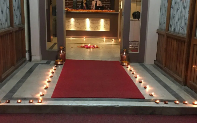 Festoon Hotel