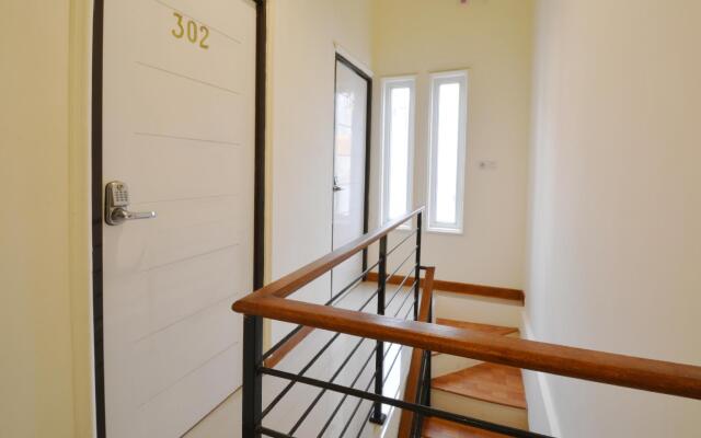 ZEN Rooms Basic Tanjung Duren Syariah