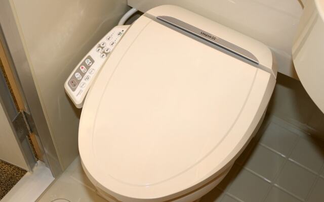 Toyoko Inn Shinjuku-Gyoemmae-Eki 3-Ban Deguchi