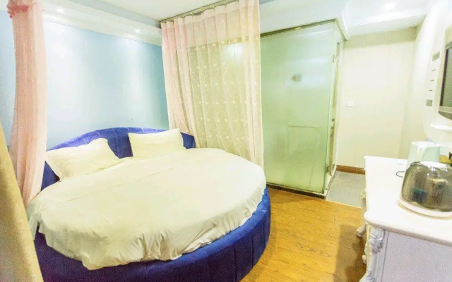 PAI Hotel·Chongqing Jiangbei Airport Changfu Road Light Rail Station