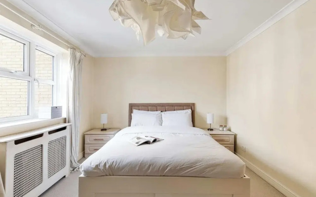 Cosy Home in Calm Residence