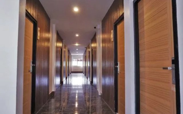 Racha Caftel - 7 House